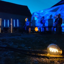 Au travail ! POUR LA NUIT & LE FEU